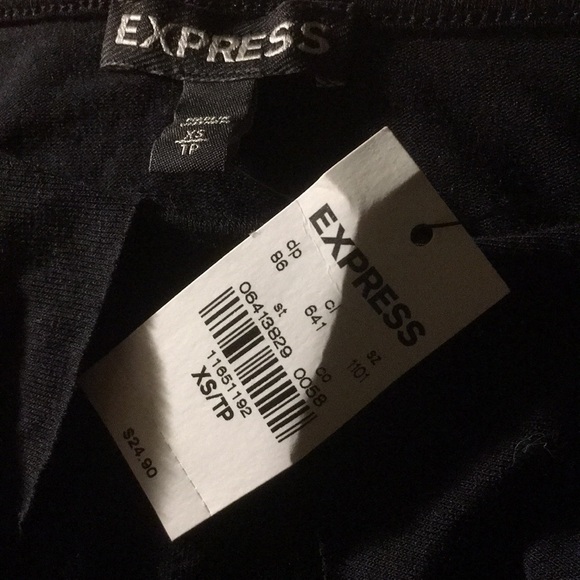 {express} 🆕 top - Picture 5 of 5